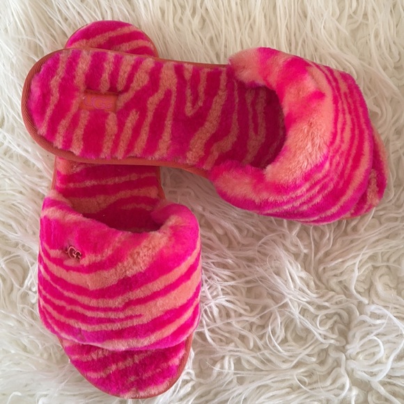 NIB Ugg Cozette Pink Zebra Slippers - Picture 2 of 7
